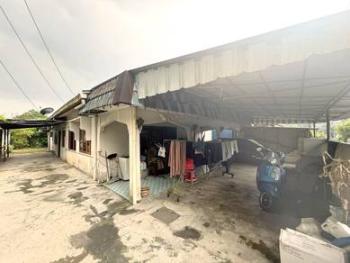 Bungalow at Kampung Cheras Baru, Cheras, photo 2