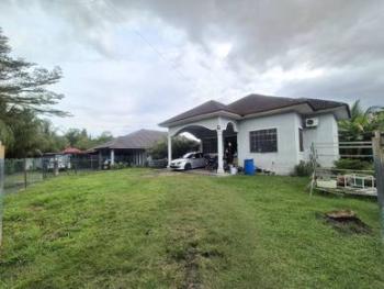 Banglo di Kampung Melayu Sri Kundang, Kundang, foto 3