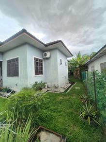 Banglo di Kampung Melayu Sri Kundang, Kundang, foto 8