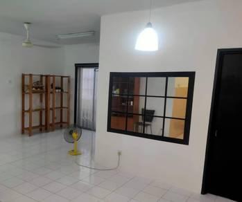Vista Pinggiran, Seri Kembangan的公寓，照片2