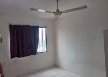 Vista Pinggiran, Seri Kembangan的公寓，照片2