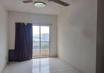 Vista Pinggiran, Seri Kembangan的公寓，照片1