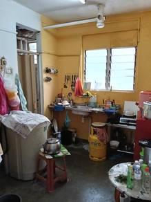 Flat at Taman Daya Jalan Pinang, Tebrau, photo 4