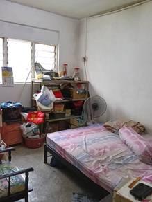 Flat at Taman Daya Jalan Pinang, Tebrau, photo 2