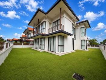 Banglo di Setia Alam Sari, Bangi, foto 2