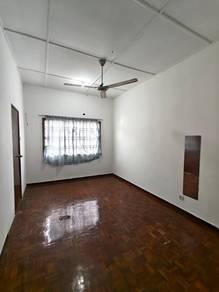 House at Jalan Nuri, Kulai, photo 6