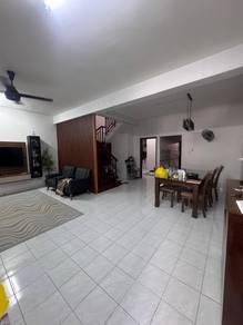 Rumah di Jalan setia 5, Taman setia indah, Setia Indah, foto 2