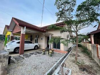 Puncak Iskandar, Seri Iskandar的房屋，照片10