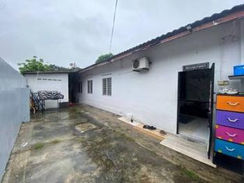 Bungalow at Jalan Nusa Perintis, Taman Nusa Perintis, Gelang Patah, photo 3