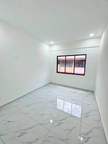 Flat at Block 5, Air Biru, Pasir Gudang, photo 3