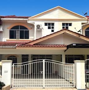 Exterior – House at Taman Sri Kluang, Kluang, photo 1