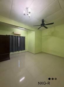 Rumah di Jalan Zapin, Bandar Bukit Raja, foto 8