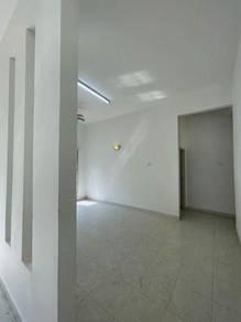 Banglo di Taman Tunku Sarina, Jitra, foto 6