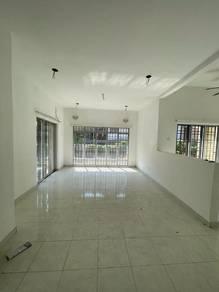 Banglo di Taman Tunku Sarina, Jitra, foto 4