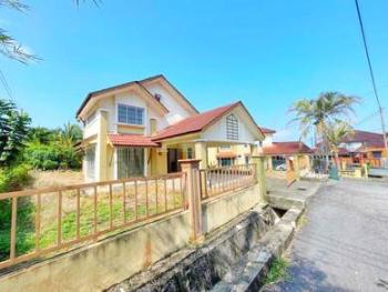 Banglo di Taman Tunku Sarina, Jitra, foto 1