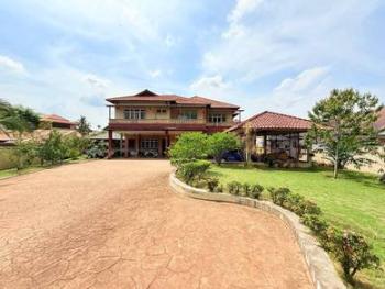 Bungalow at Country Heights Kajang, Country Heights, photo 1
