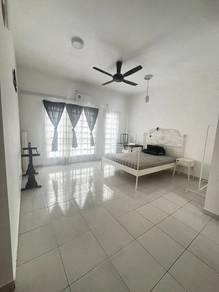 Rumah di Setia Utama 3, Setia Alam, foto 2