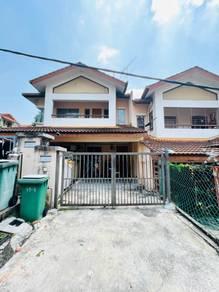 Townhouse at Amansiara, Selayang, photo 1