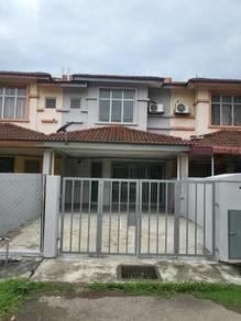 Taman Puchong Prima, Puchong的房屋，照片1