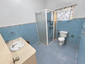 Bathroom – Bungalow at Taman Muhibbah Klebang, Klebang, photo 10
