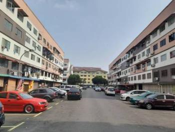 Flat at Taman Bayu Perdana Klang, Klang, photo 1