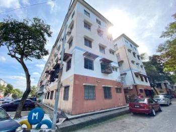 Flat at Jalan Batu Nilam 34, Klang, photo 1