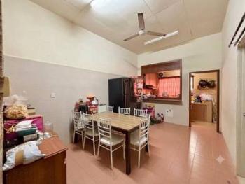 Jalan Sri Sutera 3, Pontian的房屋，照片5