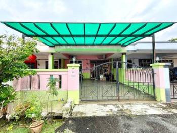Jalan Sri Sutera 3, Pontian的房屋，照片2