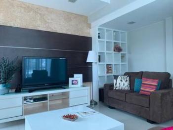 Rumah Bandar di Lite Avenue, Miri, foto 1