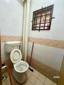 Pangsapuri di Pangsapuri Nilam Sari Seksyen 7, Shah Alam, foto 8