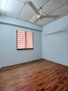 Putra Permai 1A Taman Equine, Seri Kembangan的平层住宅，照片6