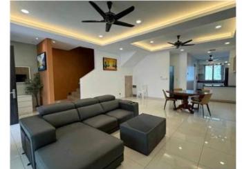 Ruang tamu & makan – Rumah di Aster Begonia Forest Heights, Seremban, foto 6