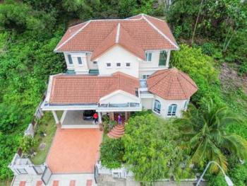 Bungalow at CAHAYA SPK SEKSYEN U9, Shah Alam, photo 2