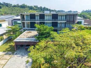 Bungalow at Perdana Heights U10, Shah Alam, photo 1