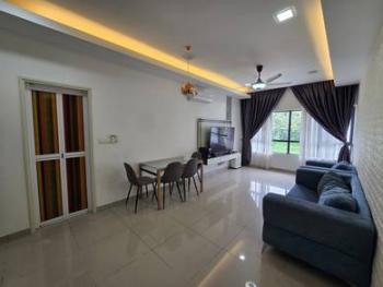 Ruang tamu & makan – Kondominium di Kingfisher Inanam, Inanam, foto 1
