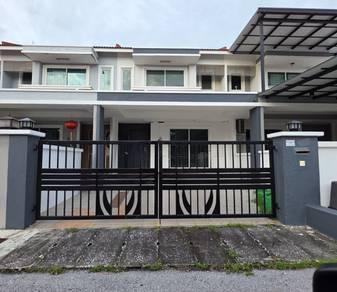 House at Bandar Seri Botani (Bougainvillea), Ipoh, photo 1