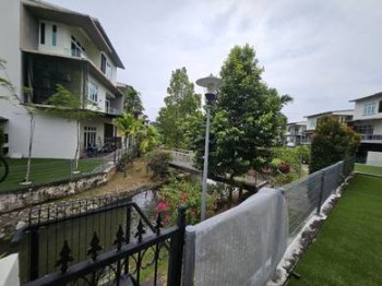 Photo #4