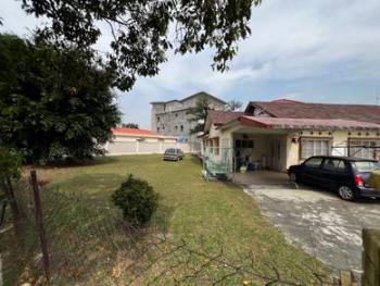 Banglo di Jalan Jambu Bol, Klang, foto 4
