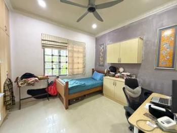 Bungalow at Jalan Pekaka Seksyen 8, Kota Damansara, photo 6