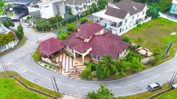 Bungalow at Jalan Pekaka Seksyen 8, Kota Damansara, photo 2