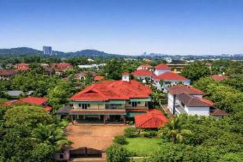 Banglo di Country Heights, Country Heights, foto 2