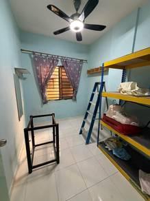 Flat at Jalan Titiwangsa Taman Tampoi Utama, Johor Bahru, photo 3