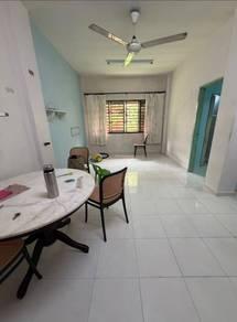 Flat at Jalan Titiwangsa Taman Tampoi Utama, Johor Bahru, photo 2