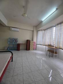 Kondominium di Green Acre, Bandar Sungai Long, foto 2