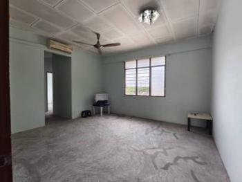Pangsapuri di Jalan Pulai Perdana 2/7, Johor Bahru, foto 1