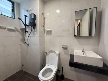 Bathroom – Townhouse at Camdon @ Eco Horizon, Batu Kawan, photo 7