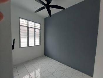 Rumah di Taman Bahau, Bahau, foto 5