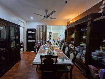 Ruang tamu & makan – Rumah di Jalan Ubin, Bukit Jelutong, foto 5