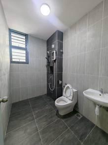 Bathroom – House at Jalan Permas 17, Permas Jaya, photo 9