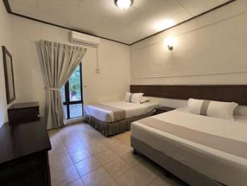 Bungalow at A’Famosa Resort, Alor Gajah, photo 7